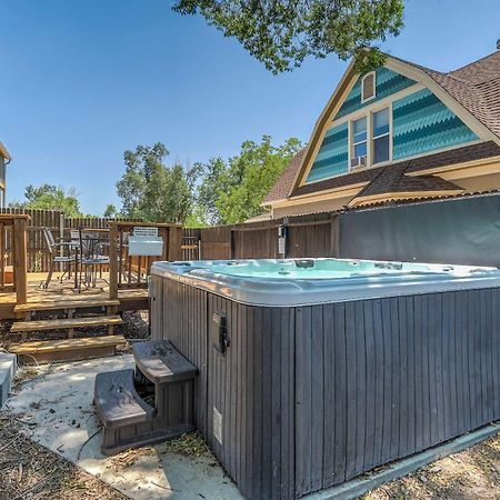 The Vibrant Victorian Hot Tub & Fire Pit In Occ Villa Colorado Springs Luaran gambar