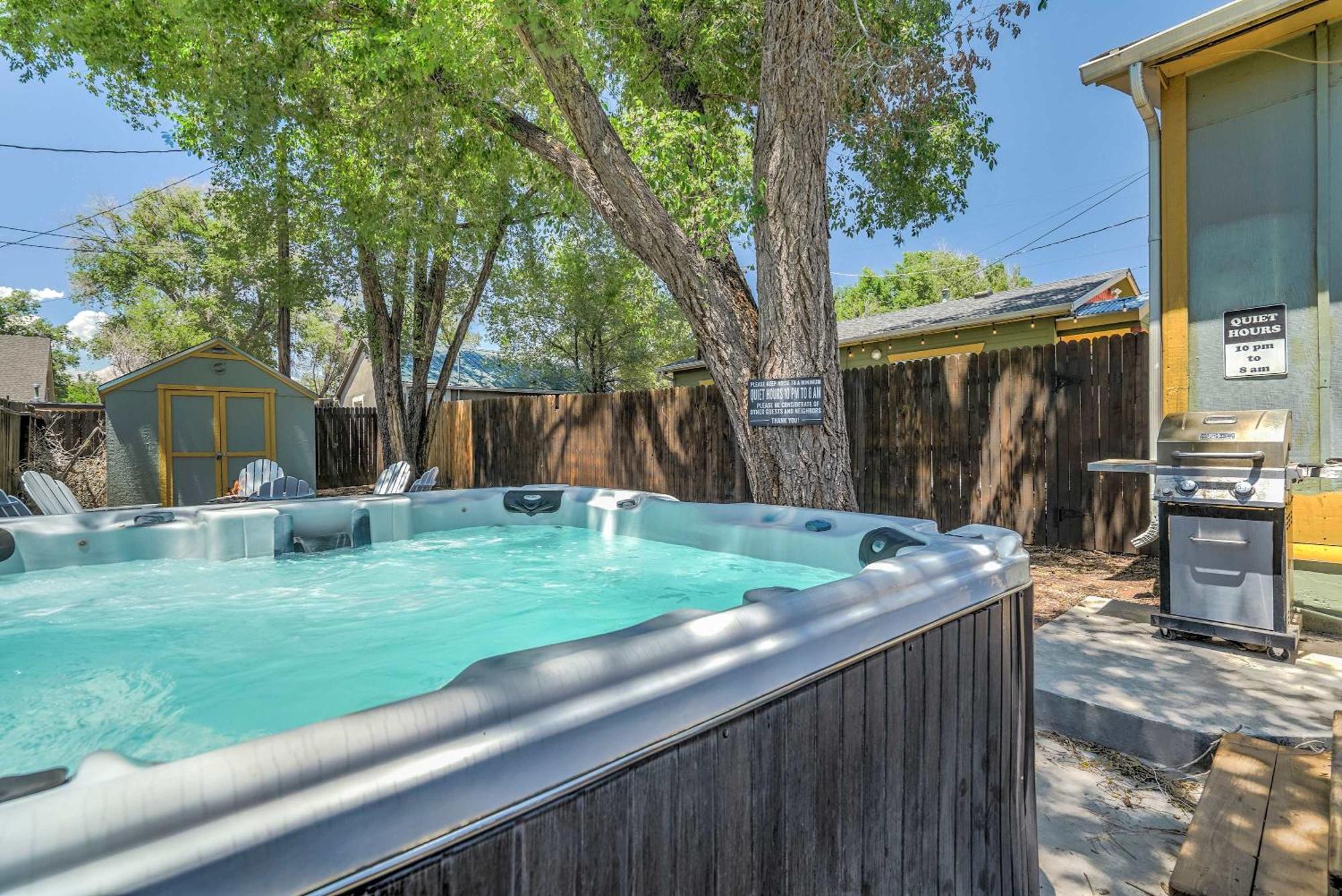 The Vibrant Victorian Hot Tub & Fire Pit In Occ Villa Colorado Springs Luaran gambar